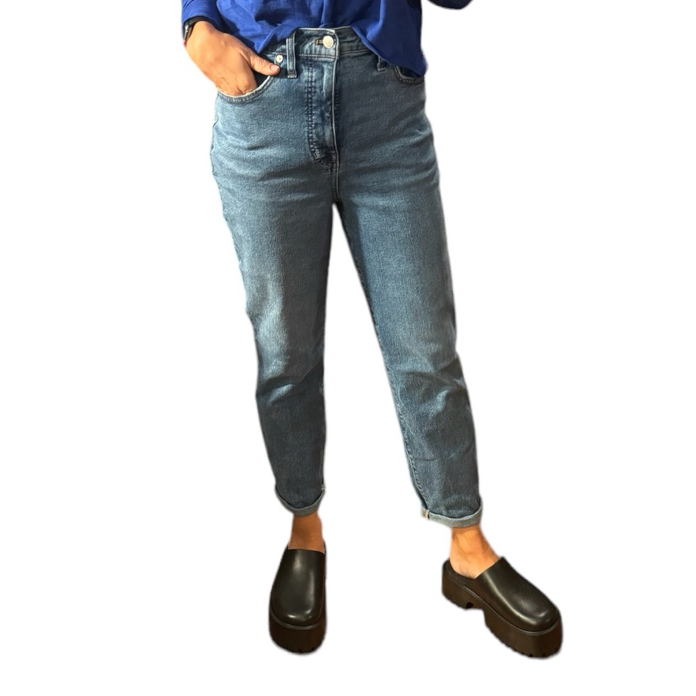 Madewell The” Mom Jean” size 28